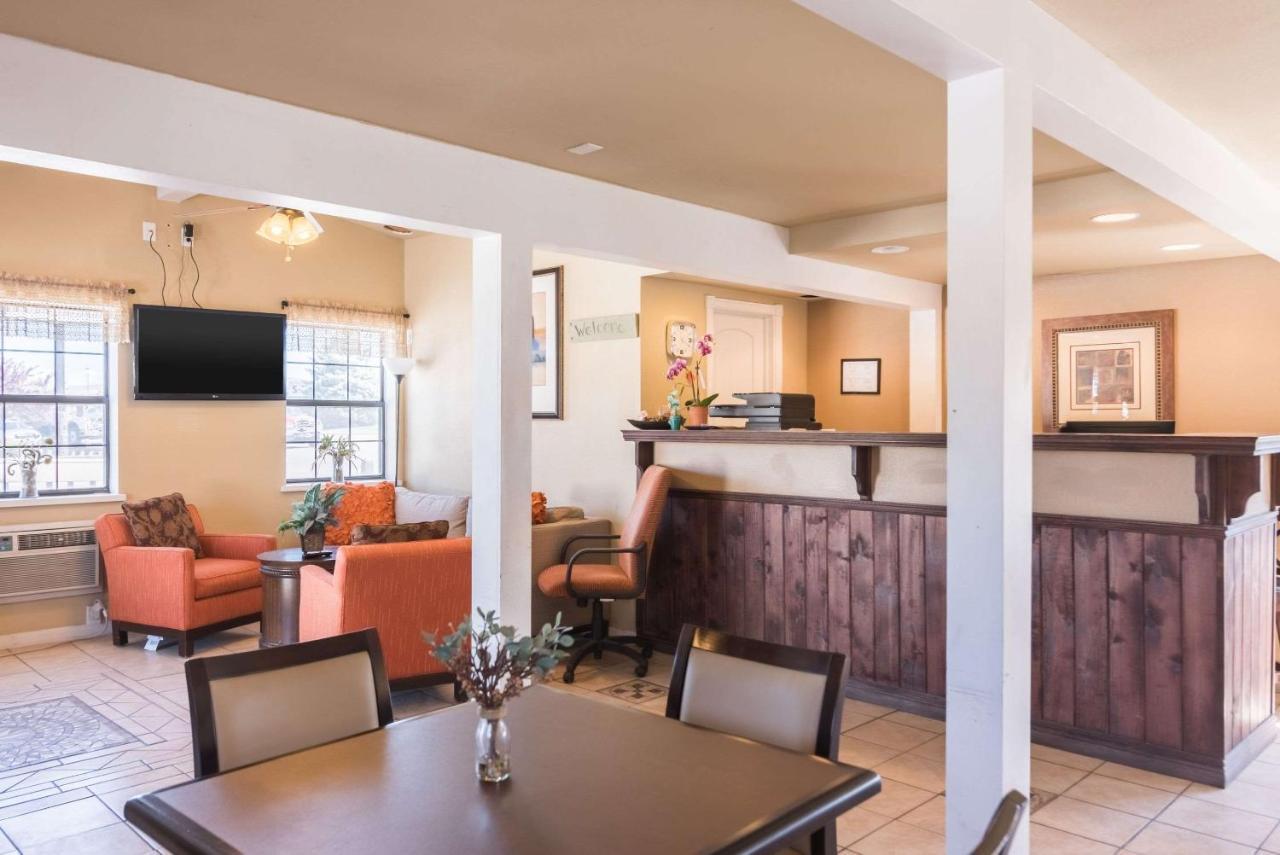 1St Interstate Inn Montrose Luaran gambar